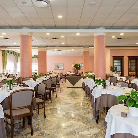 Hotel Columbia Terme Abano Terme Exterior photo