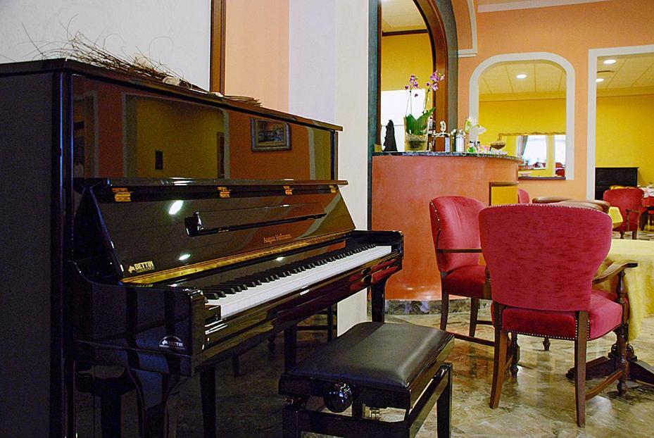Hotel Columbia Terme Abano Terme Exterior photo